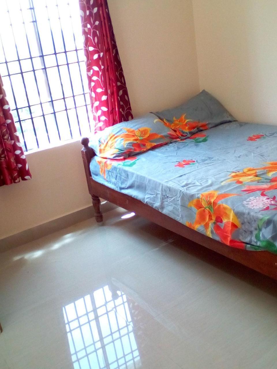 Sai Guest House Tiruvannāmalai Esterno foto