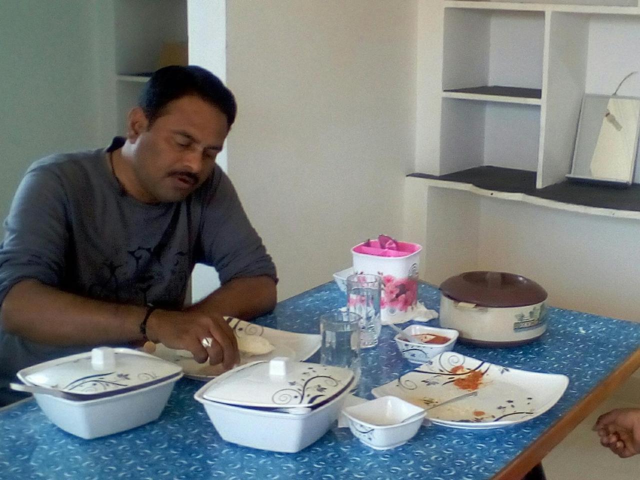 Sai Guest House Tiruvannāmalai Esterno foto