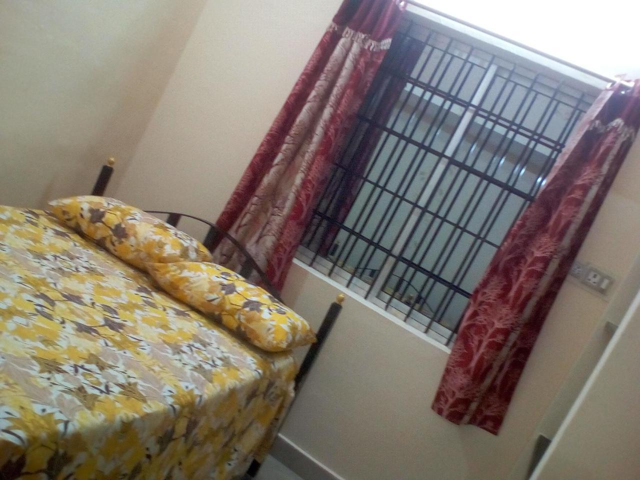 Sai Guest House Tiruvannāmalai Esterno foto